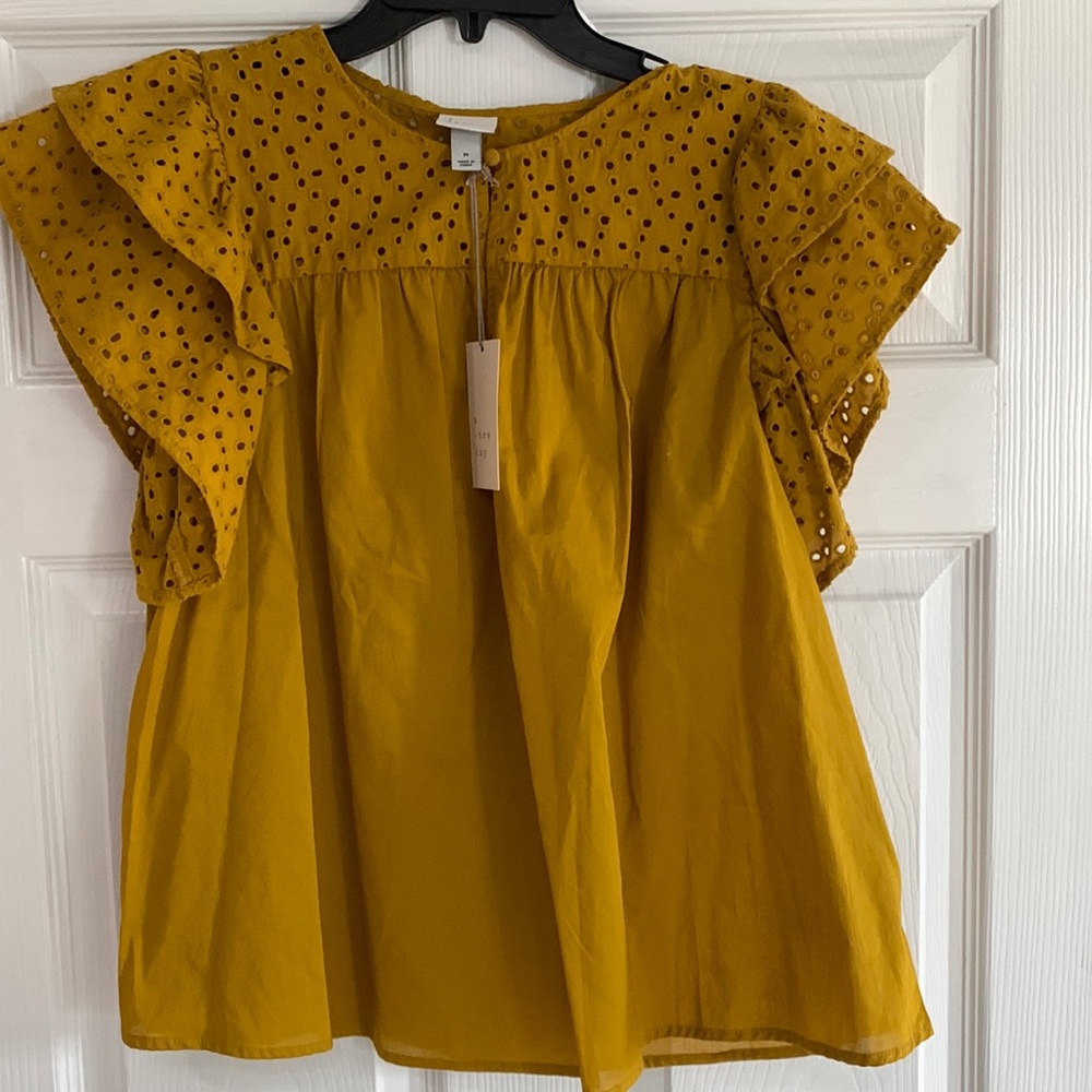a. new. day mustard top